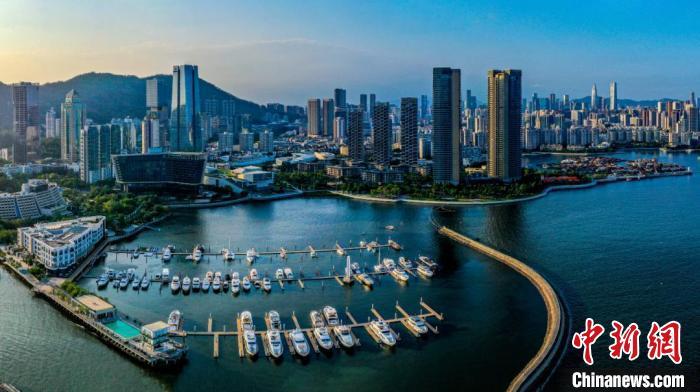深圳市蛇口濱海文化創(chuàng)意街區(qū)。 廣東省文旅廳 供圖
